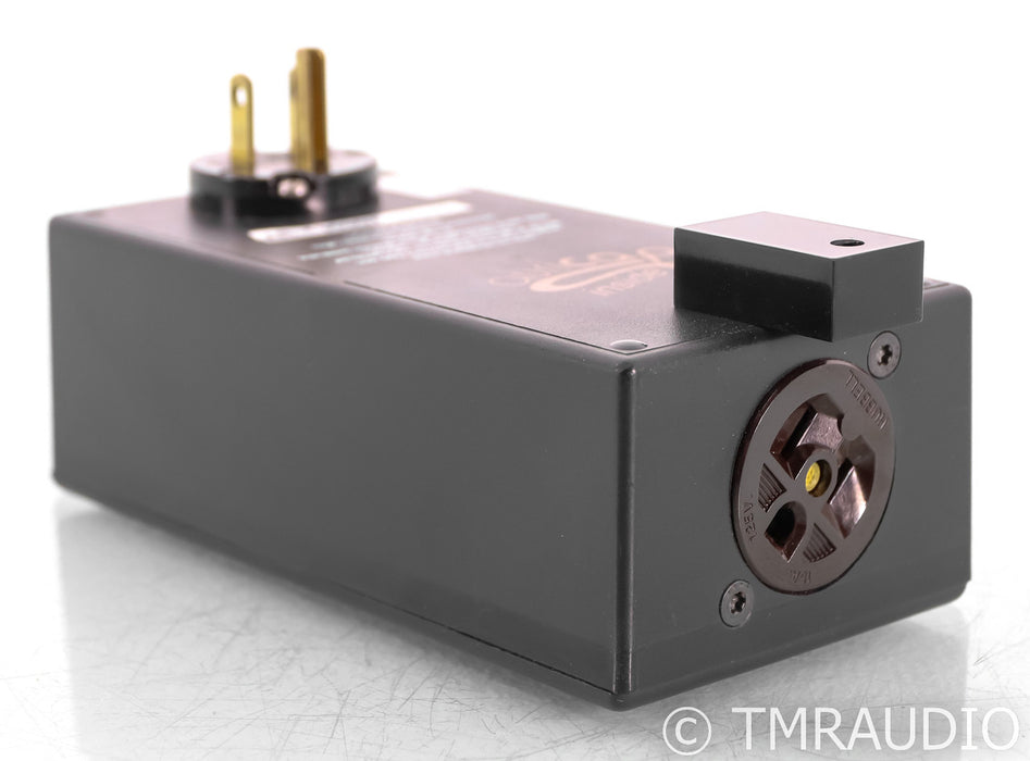 Audience Adept Response AR1P AC Power Line Conditioner; adeptResponse; auricap