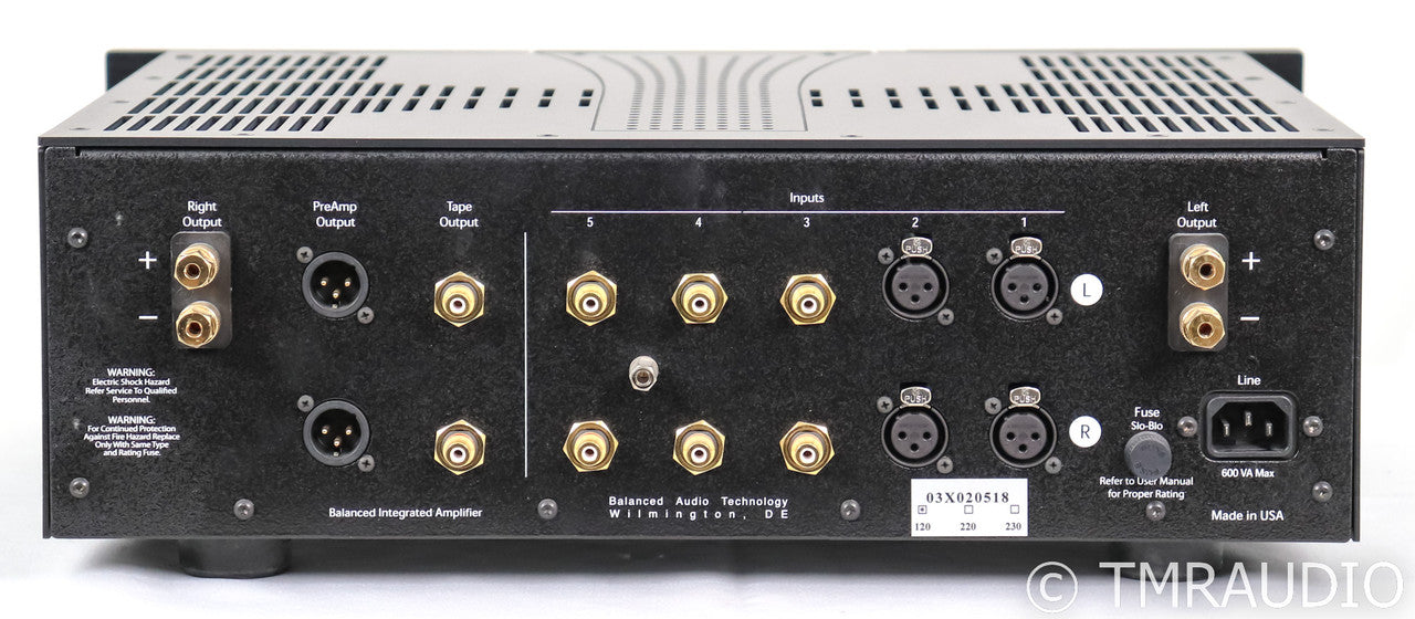 BAT VK-3000SE Stereo Tube Hybrid Integrated Amplifier; Black; Remote
