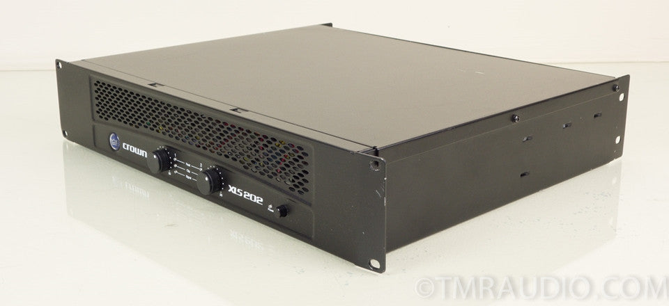 Crown XLS 202 Amplifier