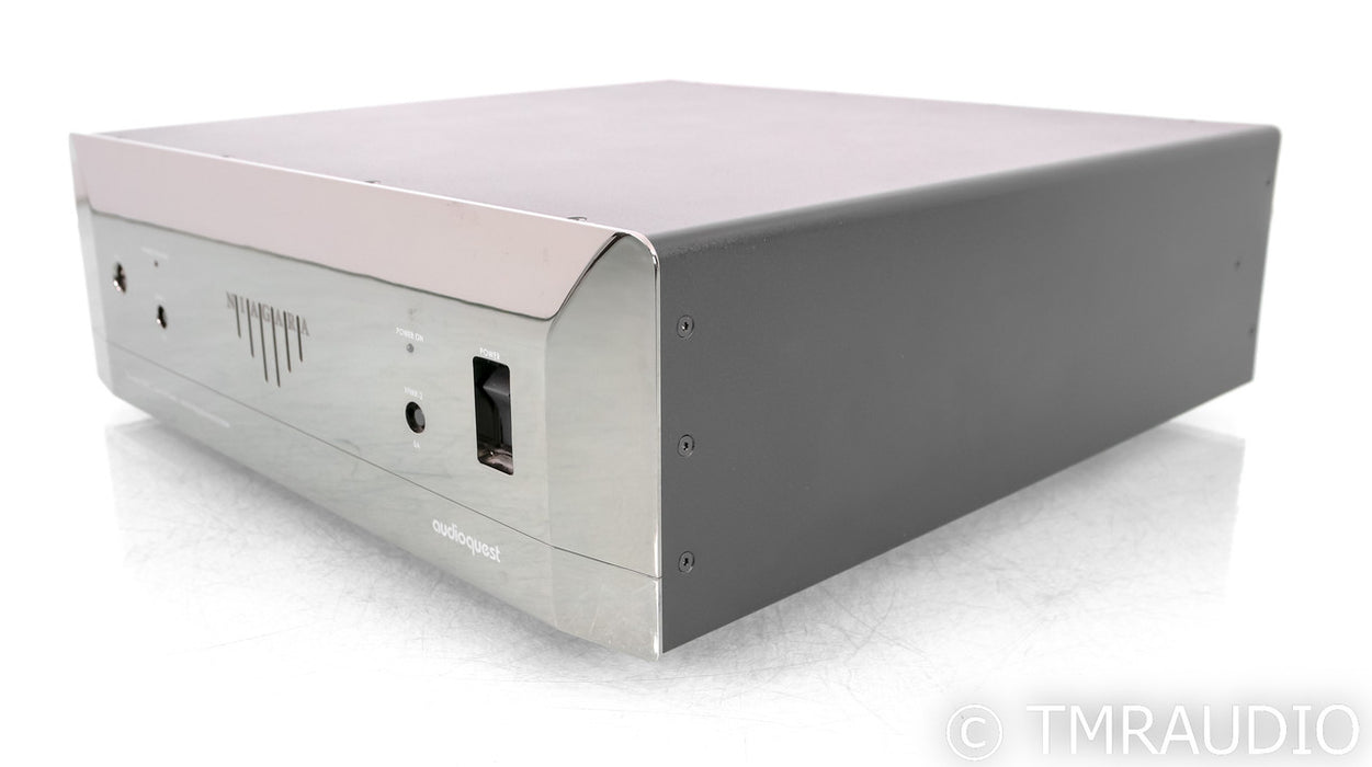 AudioQuest Niagara 7000 AC Power Line Conditioner; 20A