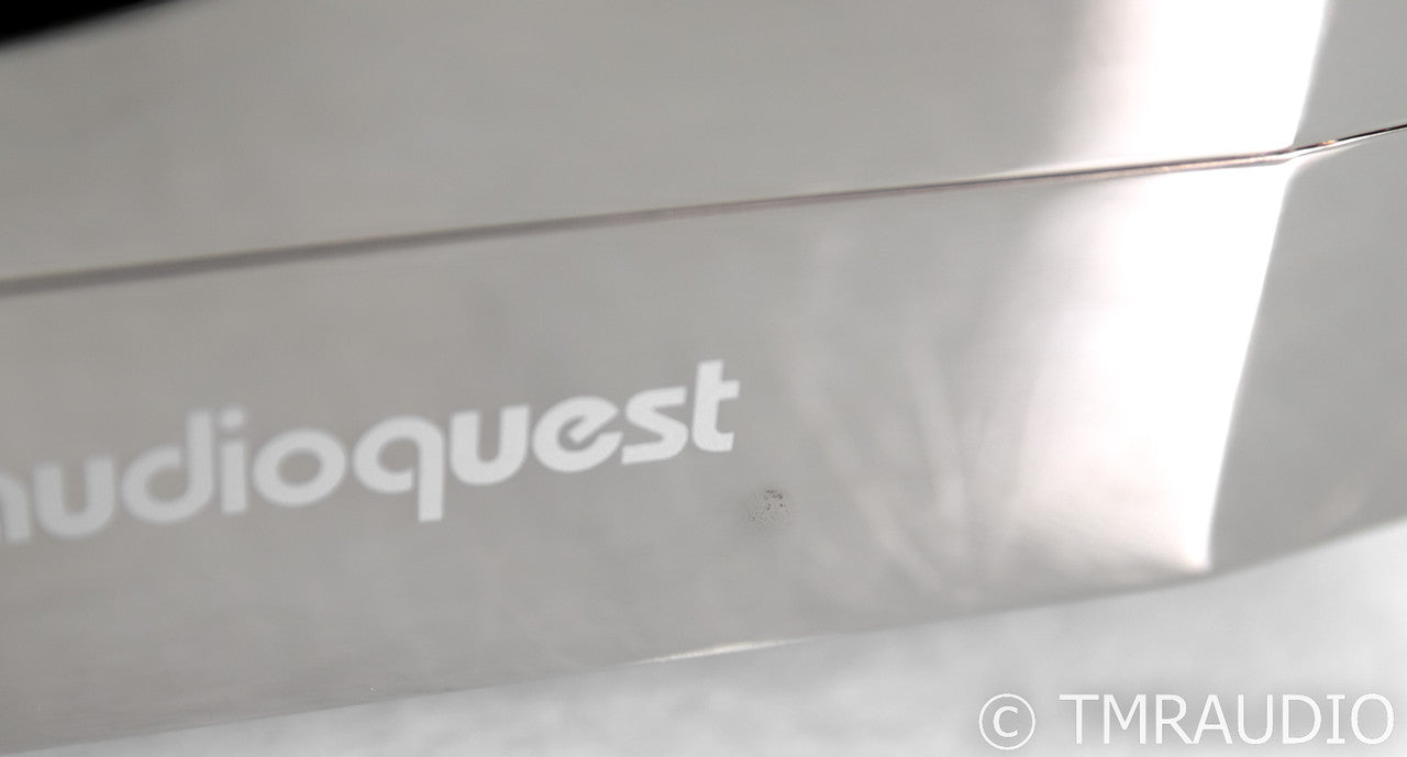 AudioQuest Niagara 7000 AC Power Line Conditioner; 20A