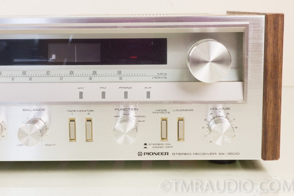 Pioneer SX-3600 Vintage AM / FM Stereo Receiver