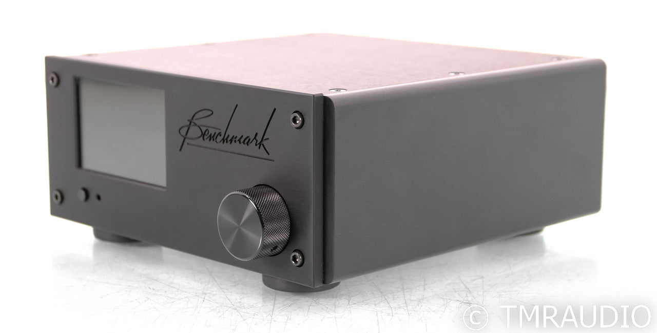 Benchmark LA4 Stereo Preamplifier; LA-4; Remote; Silver