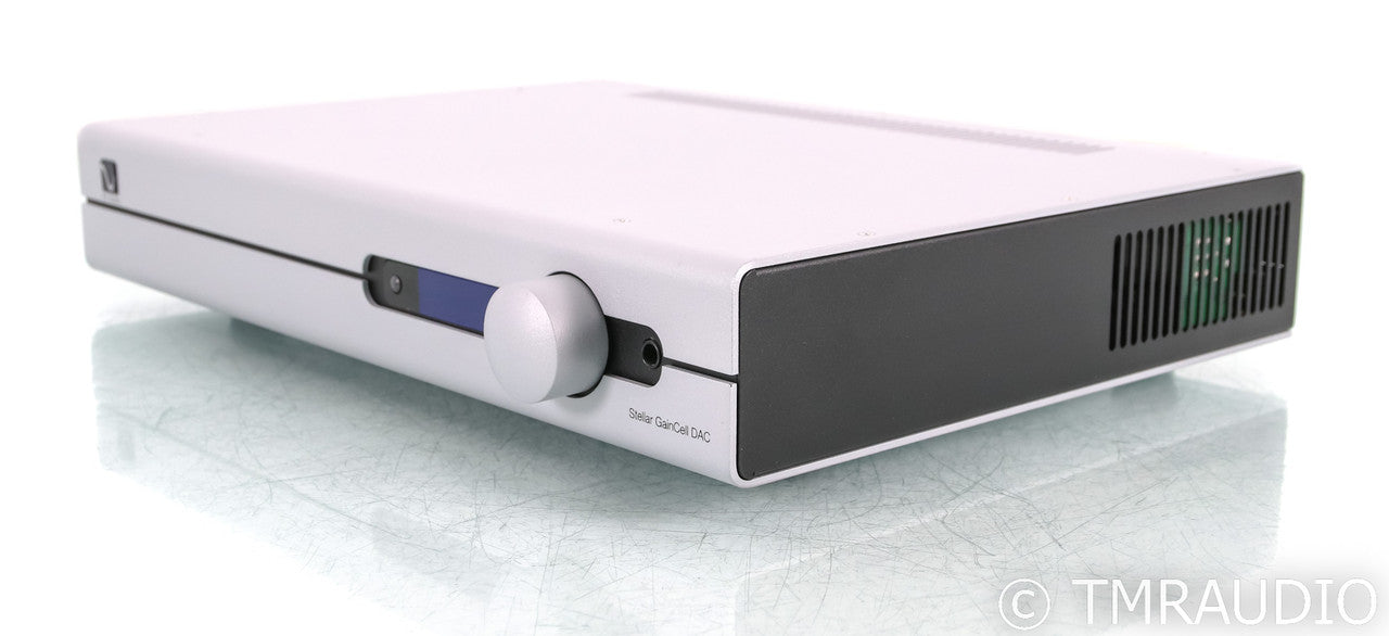 PS Audio Stellar Gain Cell DAC / Preamplifier; D/A Converter; Silver (Used)