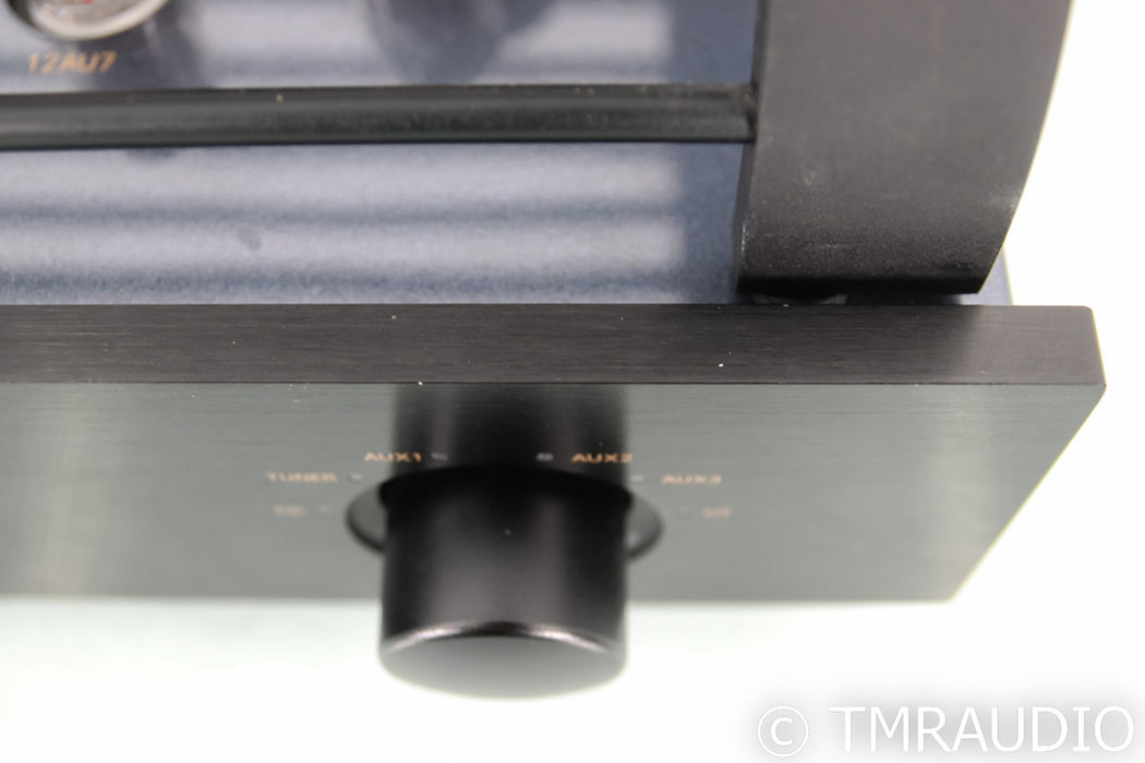 PrimaLuna DiaLogue Premium Stereo Tube Preamplifier; Remote; Black