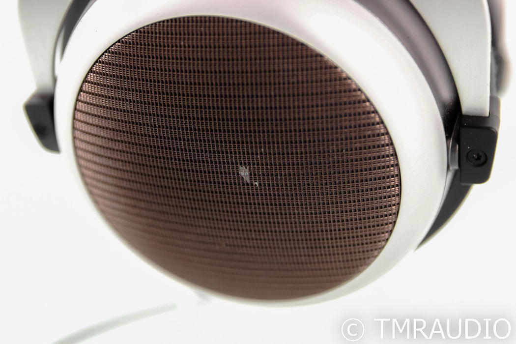 Beyerdynamic T90 Closed Back Headphones