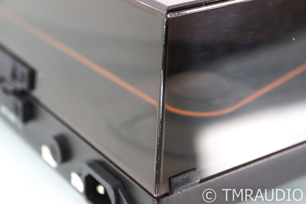 MoFi StudioDeck Belt Drive Turntable; StudioTracker MM Cartridge