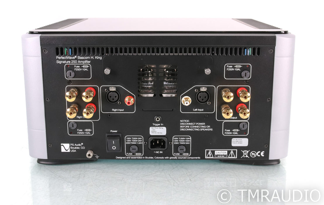 PS Audio BHK Signature 250 Stereo Tube Hybrid Amplifier; Silver