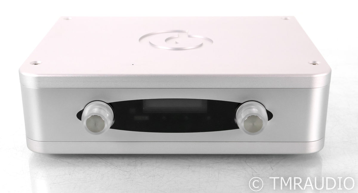 Chapter Audio Preface Plus Stereo Preamplifier; (No Remote) — The Music ...