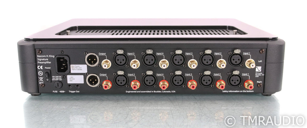 PS Audio BHK Signature Stereo Tube Hybrid Preamplifier; Remote; Black