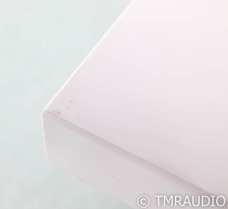 Rega Planar 3 Belt-Drive Turntable; P3; Elys 2 MM Cartridge
