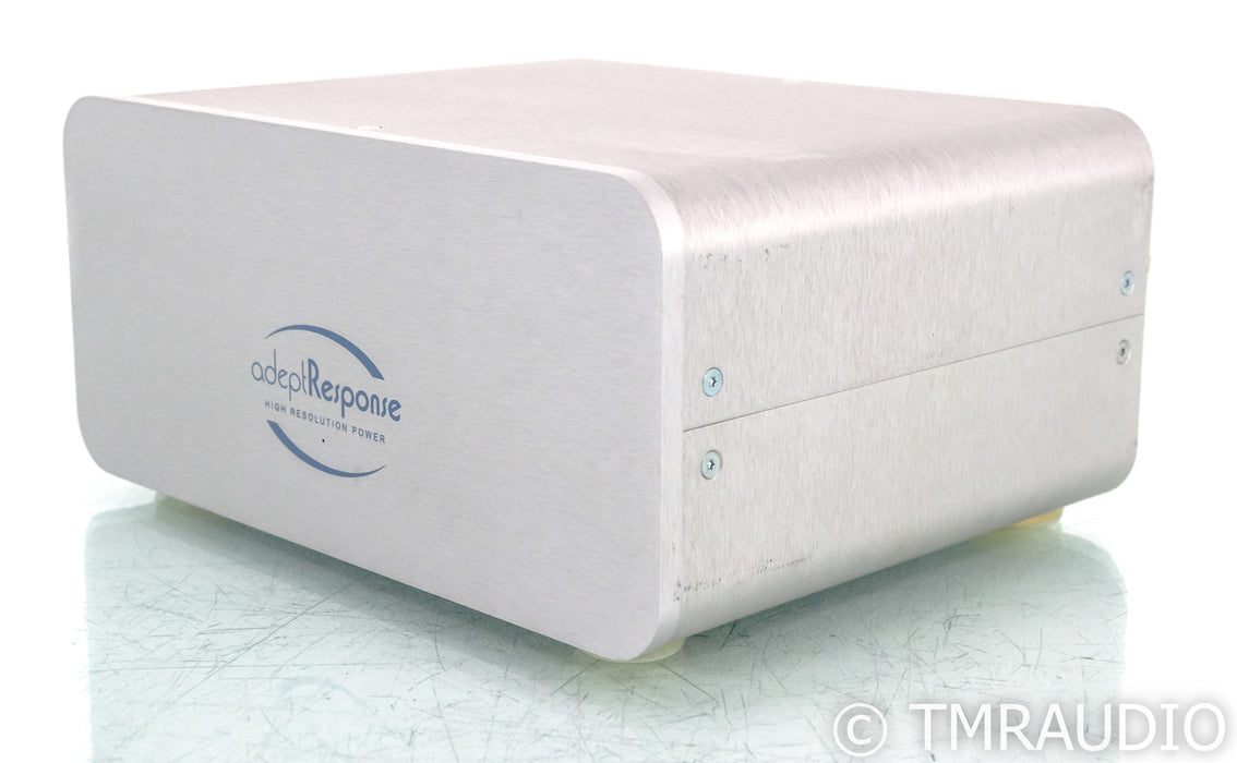 Audience aR6-T4 AC Power Line Conditioner; AR6T4; Silver