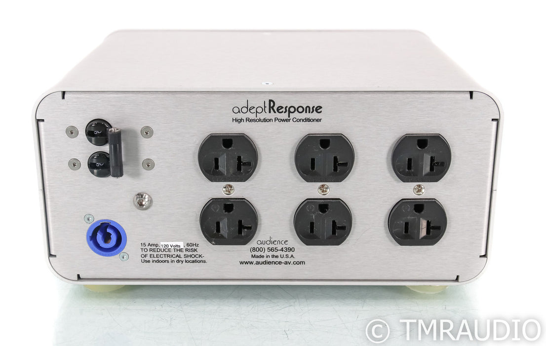 Audience aR6-T4 AC Power Line Conditioner; AR6T4; Silver
