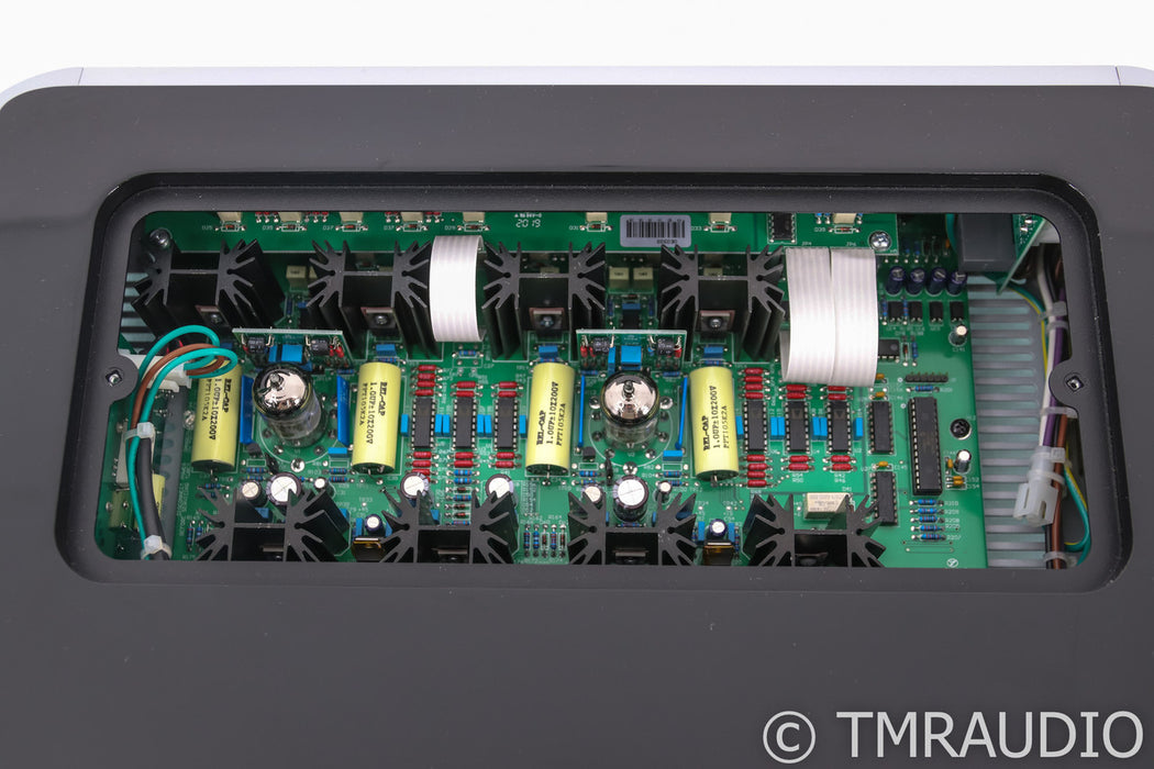 PS Audio BHK Signature Stereo Tube Hybrid Preamplifier; Remote; Manual, Silver