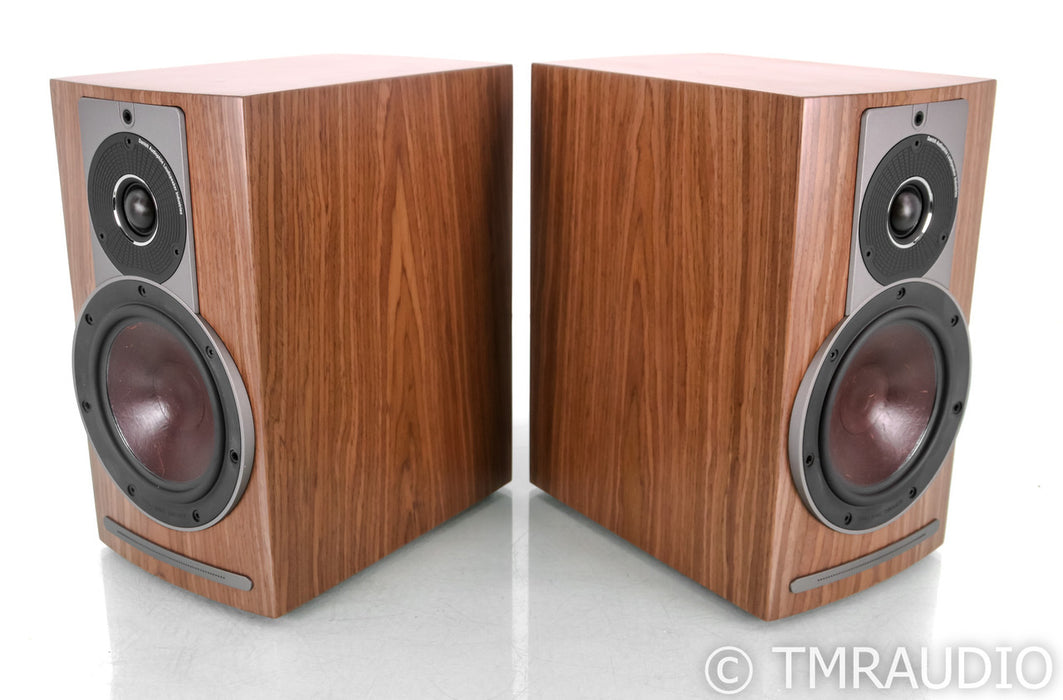 Dali Rubicon 2C Powered Bookshelf Speakers; 2-C; BluOS; Walnut Pair w/ Hub