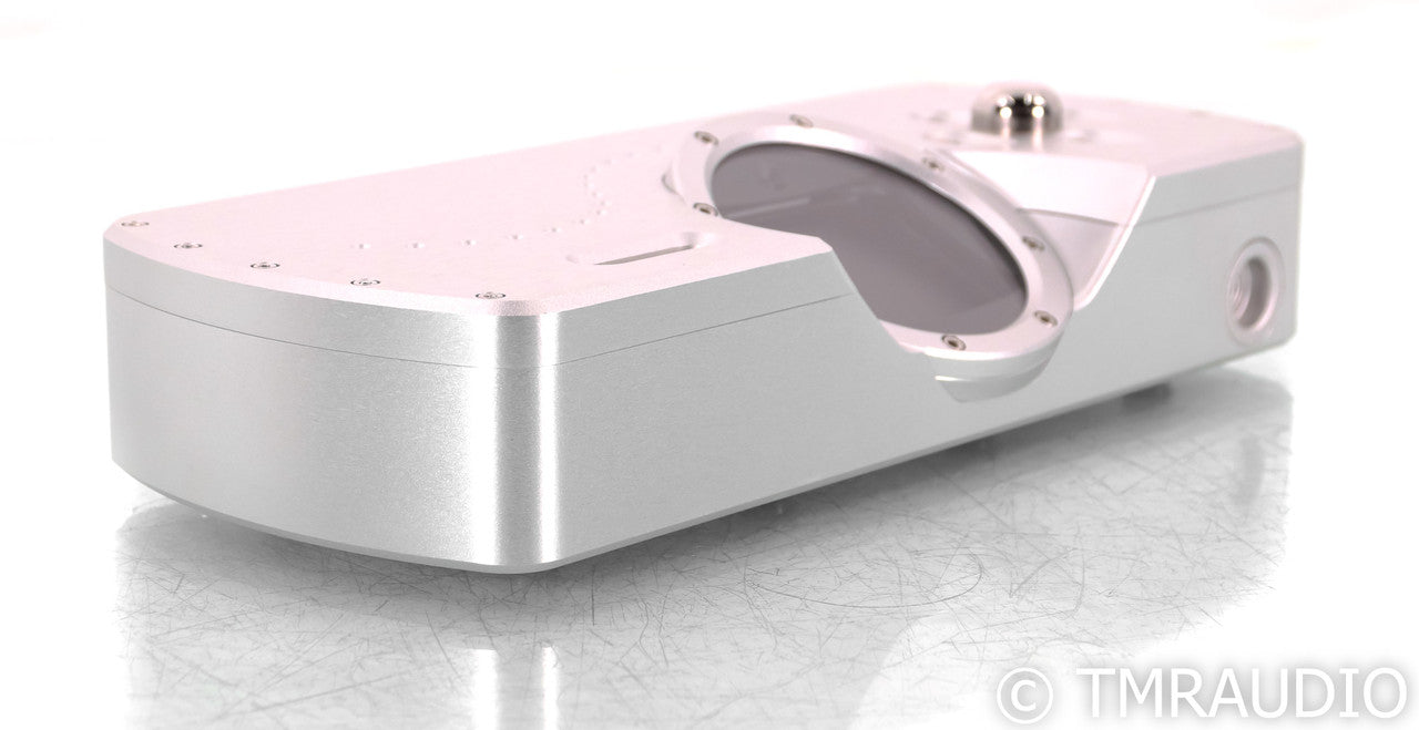 Chord Electronics DAVE DAC / Headphone Amplifier; Remote; Silver