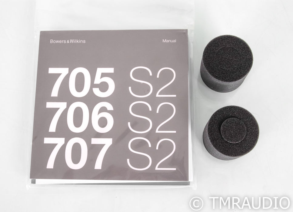 B&W 707 S2 Bookshelf Speakers; Gloss Black Pair