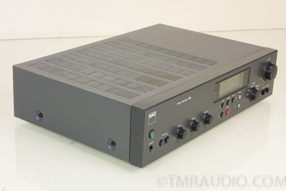 NAD 705 Stereo AM / FM Receiver
