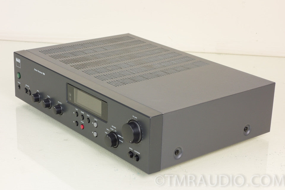 NAD 705 Stereo AM / FM Receiver