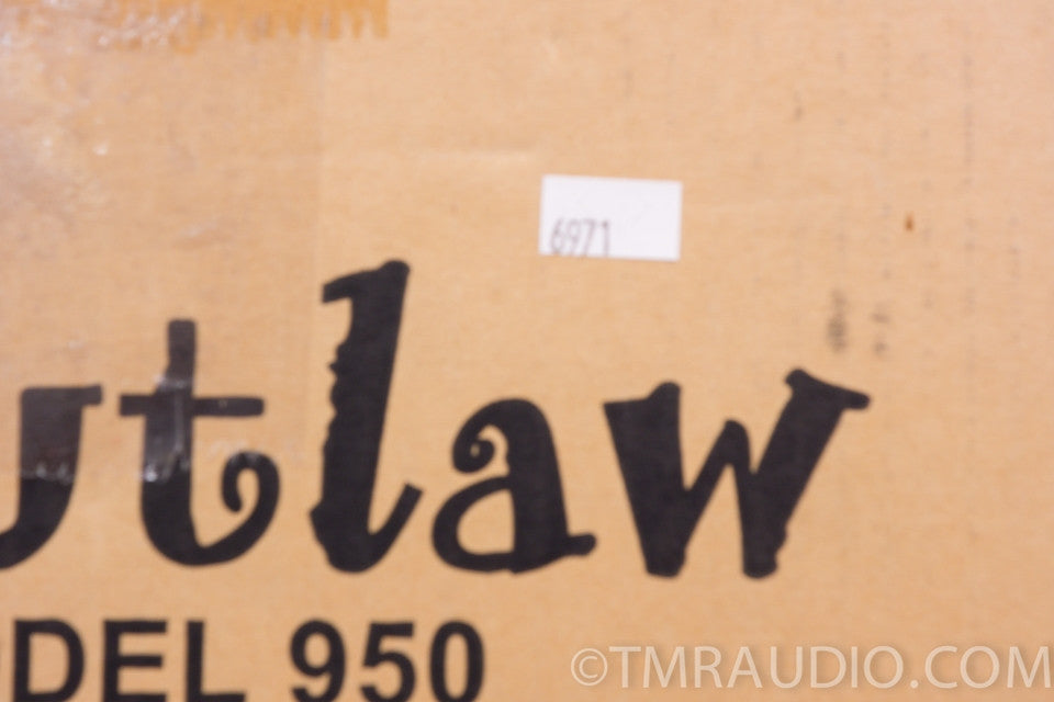 Outlaw Model 950 7.1 Home Theater Preamp / Processor in Factory Box