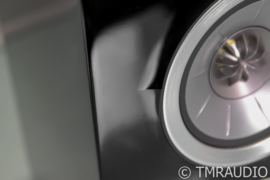 KEF R300 Bookshelf Speakers; R-300; Gloss Black Pair