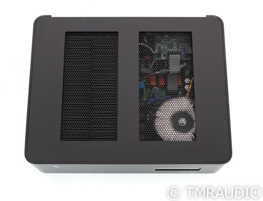 PS Audio PerfectWave Power Plant 3 AC Power Regenerator; Black; Remote (Used)