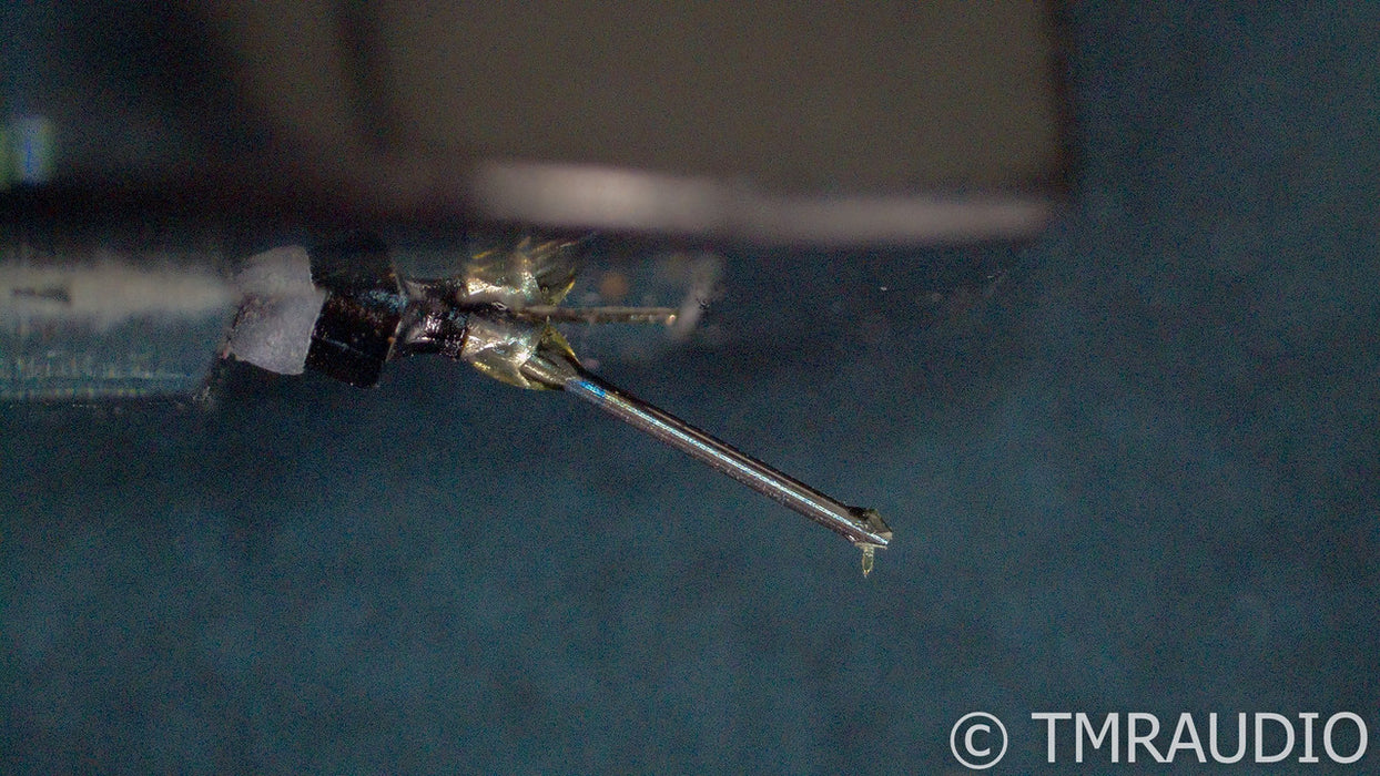 Clearaudio Charisma V2 Ebony Moving Magnet Phono Cartridge; V-2; MM
