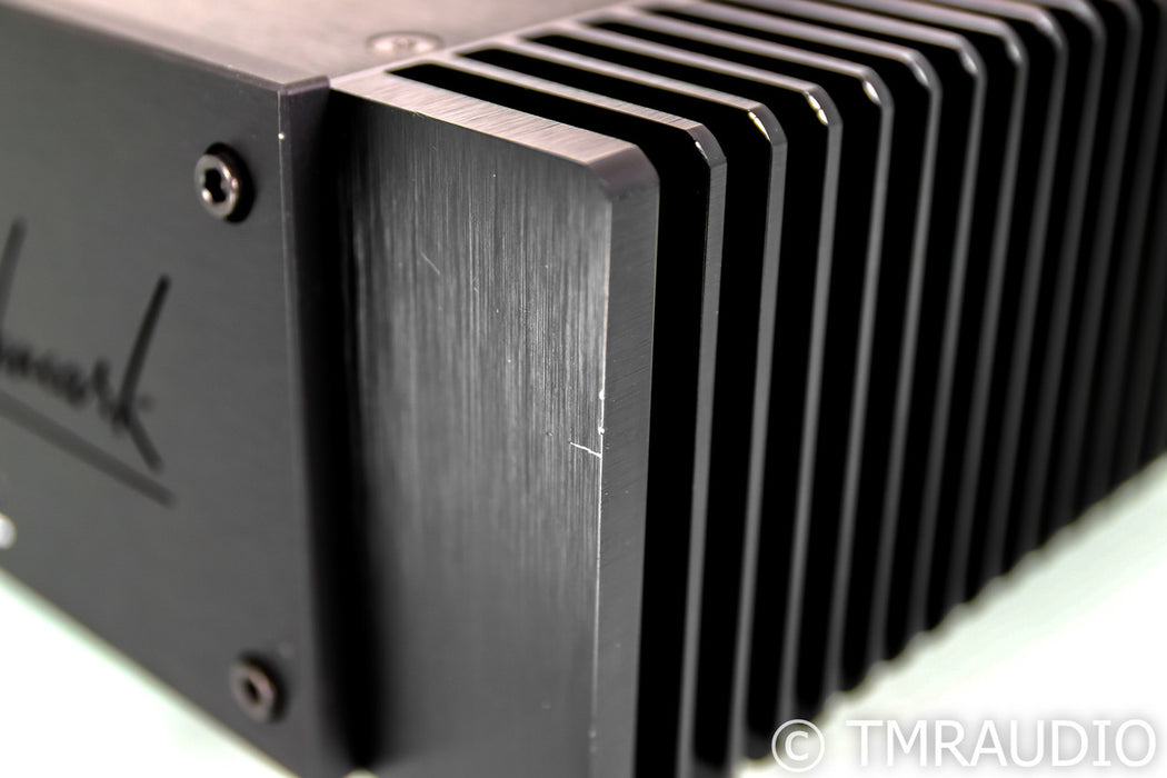 Benchmark AHB2 Stereo Power Amplifier