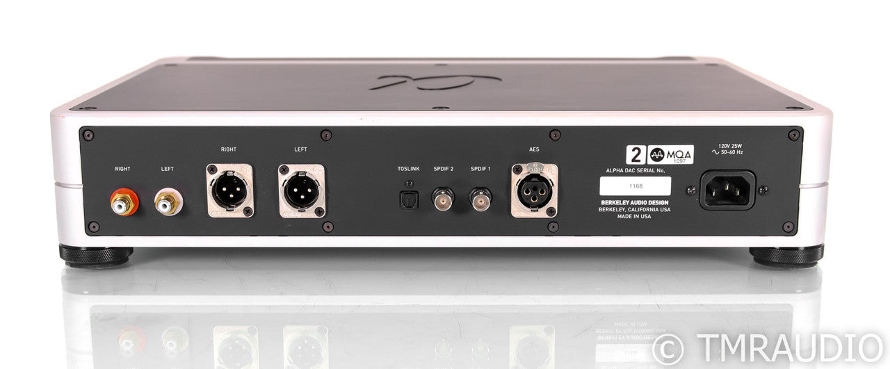 Berkeley Audio Design Alpha Reference Series 2 DAC; D/A Converter; Remote