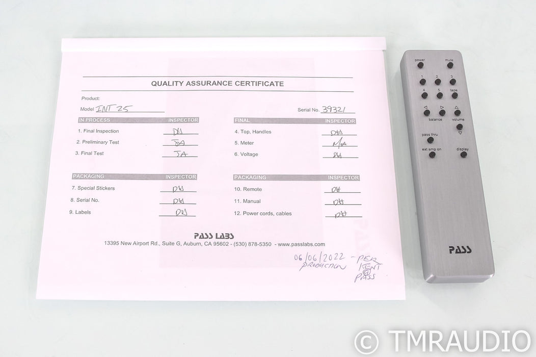 Pass Labs INT-25 Stereo Integrated Amplifier; Silver; Remote