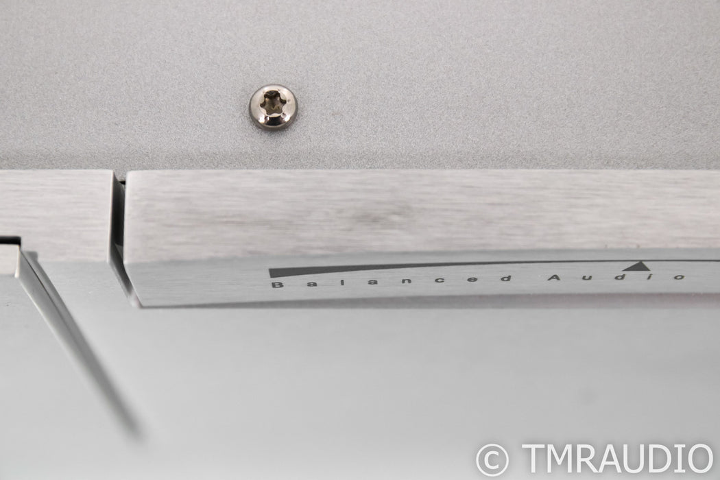 BAT VK-225SE Stereo Power Amplifier; Silver; VK225SE