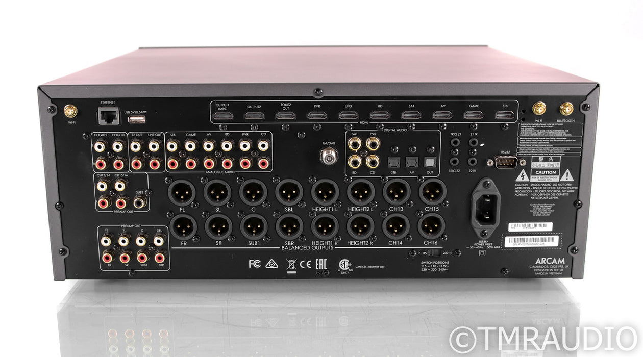 Arcam AV40 15.1 Channel Home Theater Processor; Remote