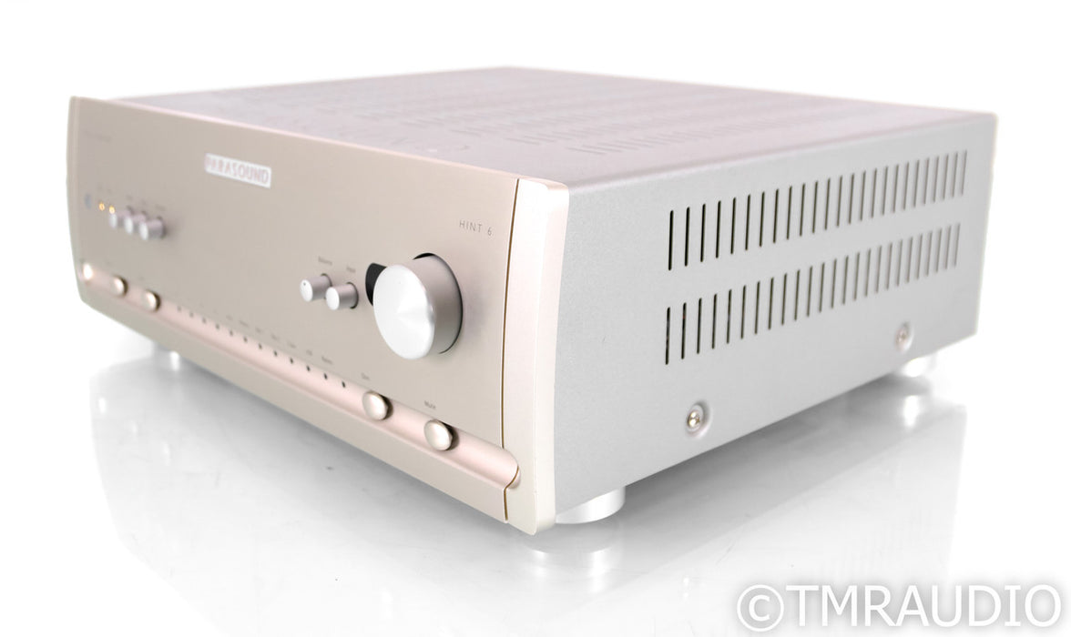 Parasound Halo Hint 6 Stereo Integrated Amplifier; MM / MC Phono; Remote; Silver