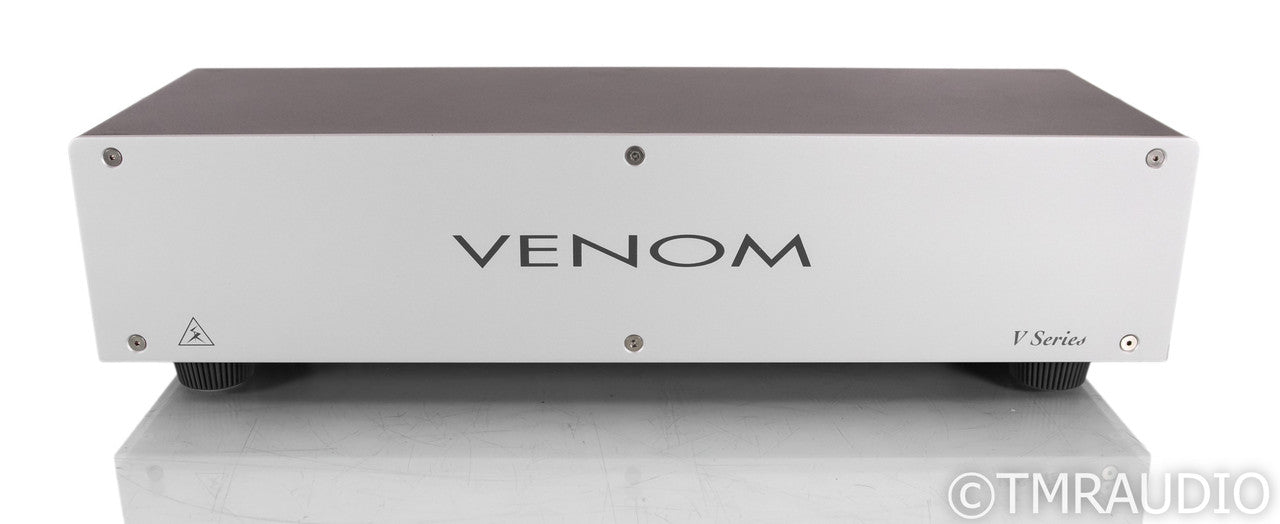 Shunyata Research Venom Series V16 AC Power Distributor; Silver