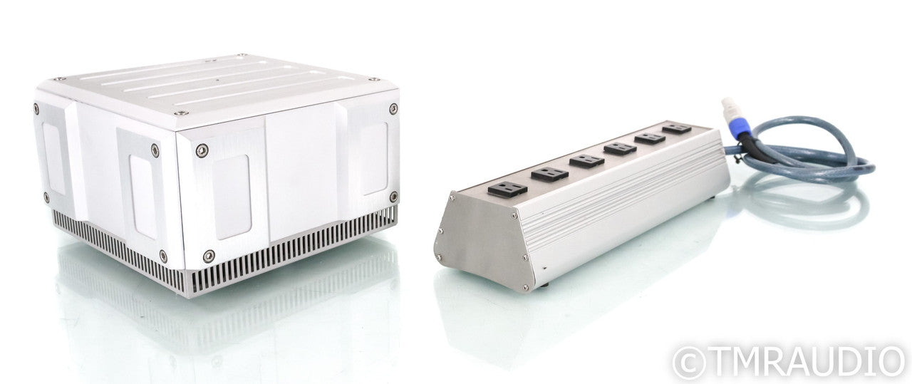 IsoTek GII Titan AC Power Line Conditioner; w/ Multi-Link 6 way
