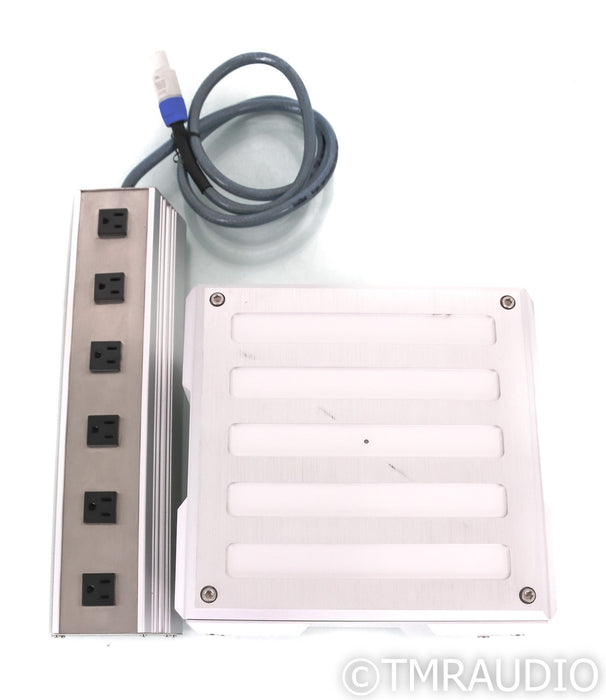IsoTek GII Titan AC Power Line Conditioner; w/ Multi-Link 6 way