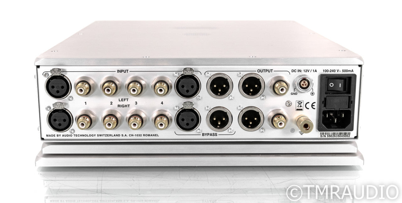 Nagra Classic Preamp Stereo Tube Preamplifier; Silver; VFS Isolation Platform