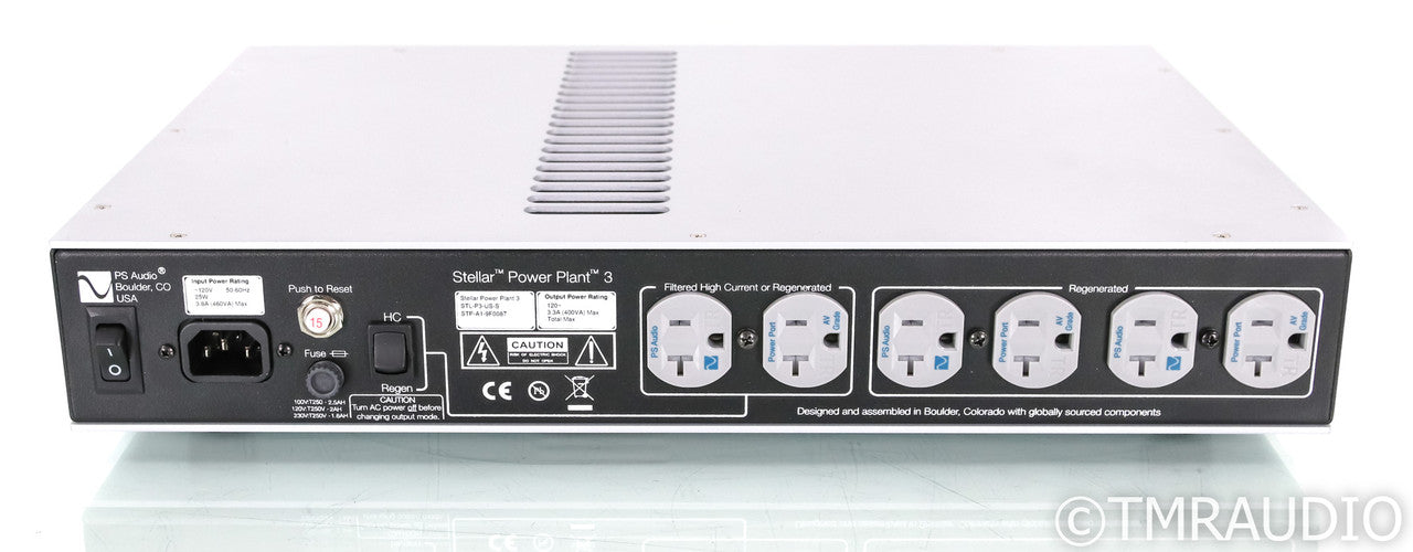 PS Audio Stellar PowerPlant 3 AC Power Line Conditioner; Silver; Remote (Used)