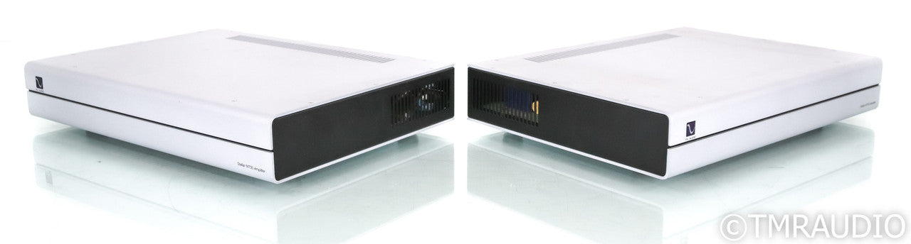 PS Audio Stellar M700 Mono Power Amplifiers; Silver (Used)