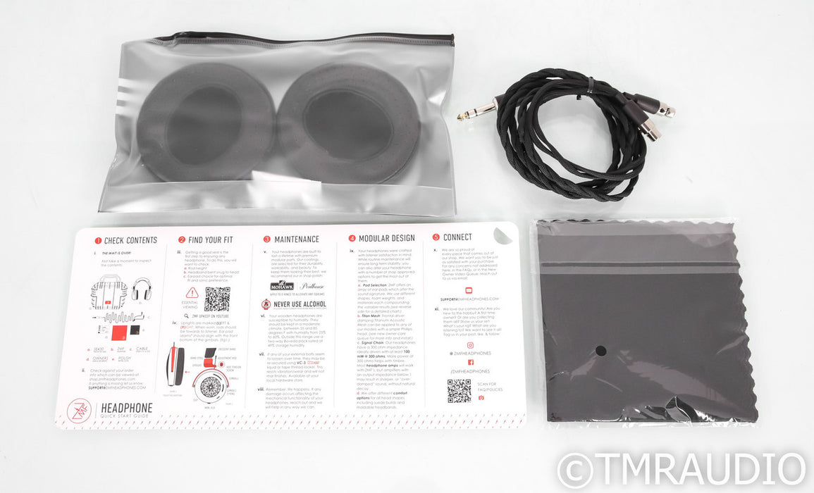Anthem STR Stereo Integrated Amplifier; Silver; Remote; MM / MC Phono