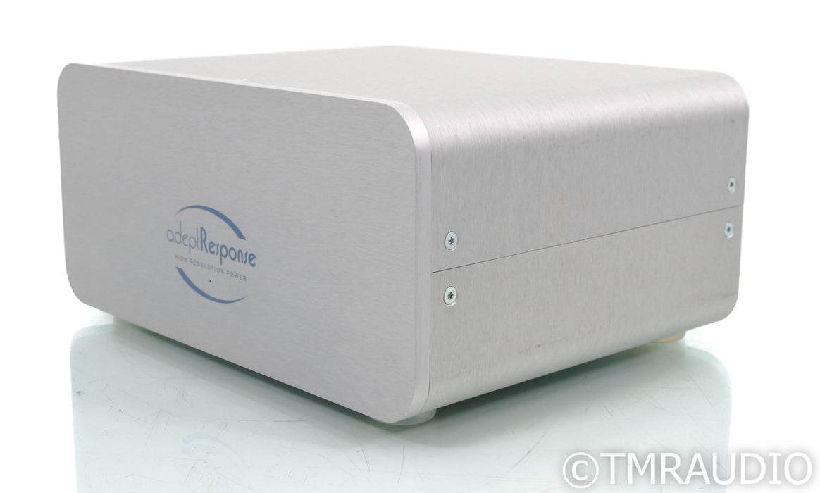 Audience adeptResponse aR6 AC Power Line Conditioner; Silver