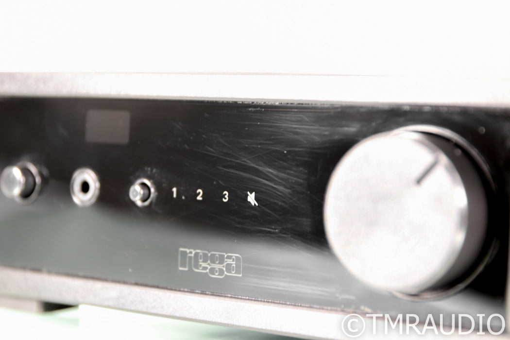 Rega Io Stereo Integrated Amplifier; Remote; MM Phono