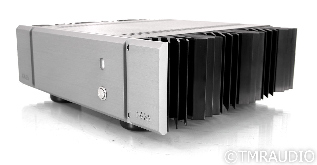 Pass Labs XA25 Stereo Power Amplifier; XA-25; Silver