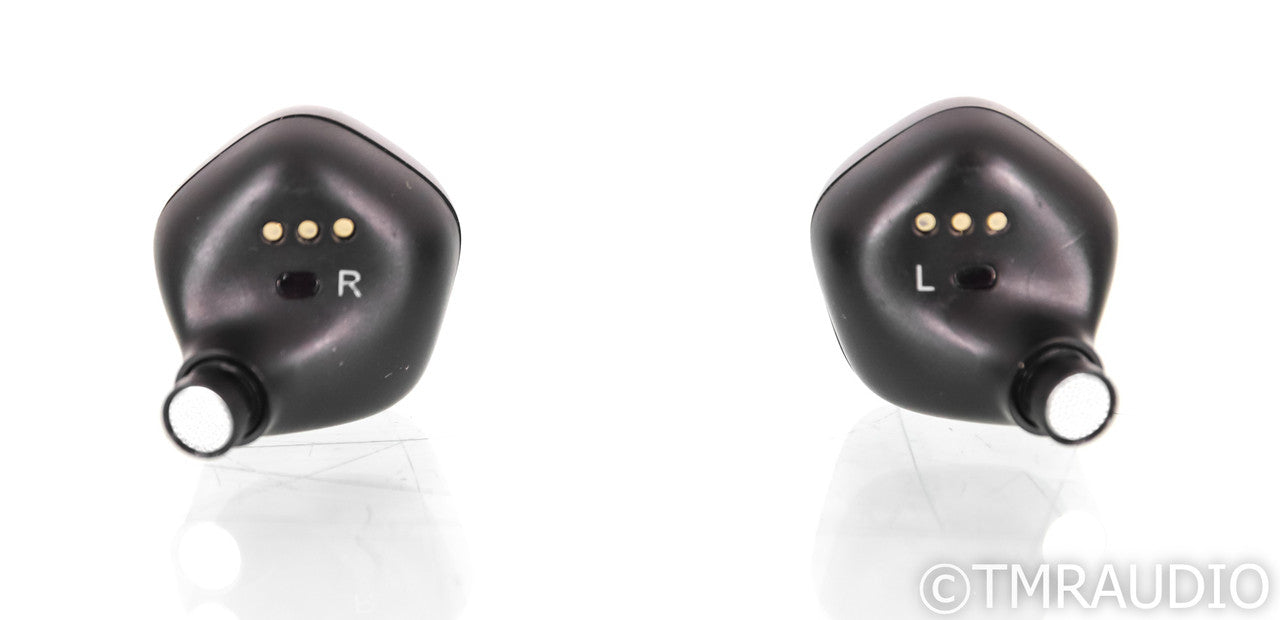 Astell & Kern AK UW100 Wireless In-Ear Monitors; IEM