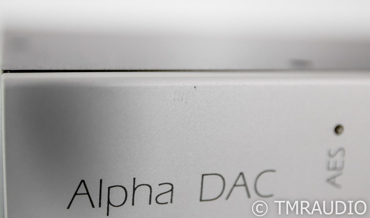 Berkeley Audio Design Alpha DAC D/A Converter; Series 1; Silver; Remote