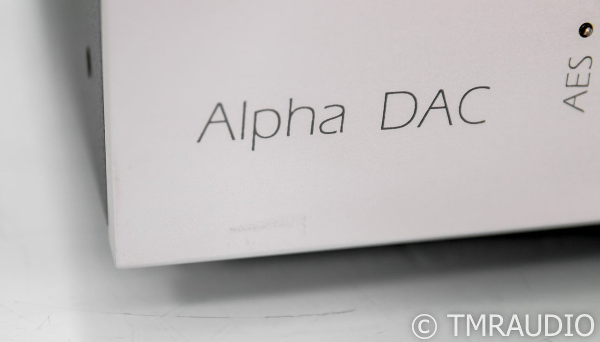 Berkeley Audio Design Alpha DAC D/A Converter; Series 1; Silver; Remote