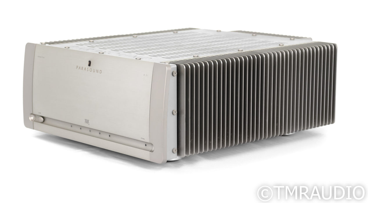 Parasound A 51 Five Channel Power AMplifier; Silver