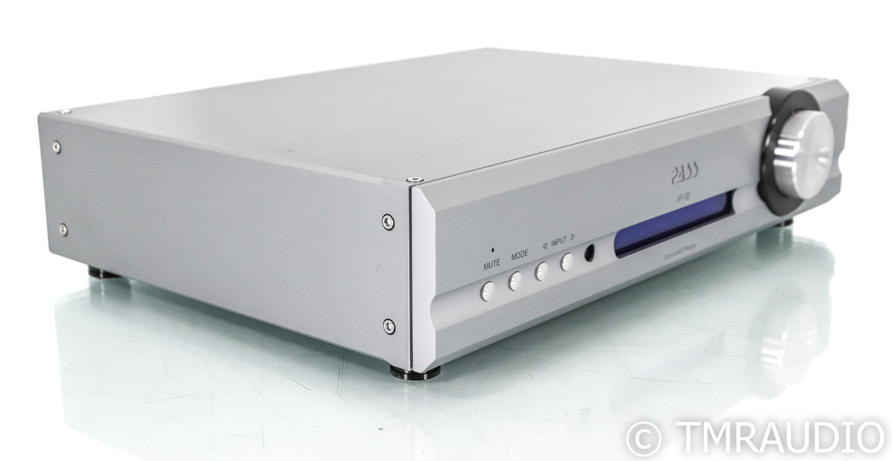 Pass Labs XP-32 Dual-Mono Preamplifier; XP32; Remote