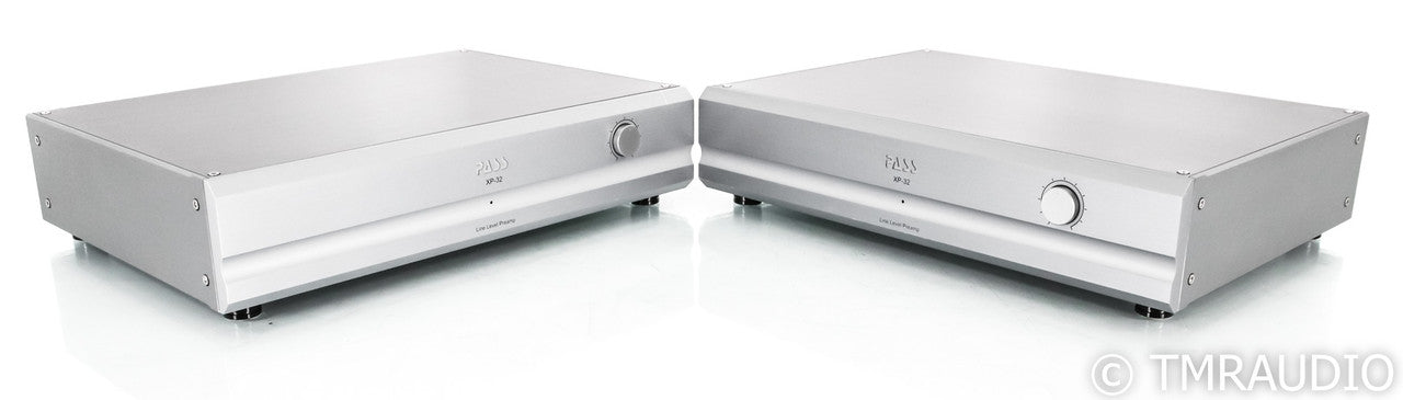 Pass Labs XP-32 Dual-Mono Preamplifier; XP32; Remote