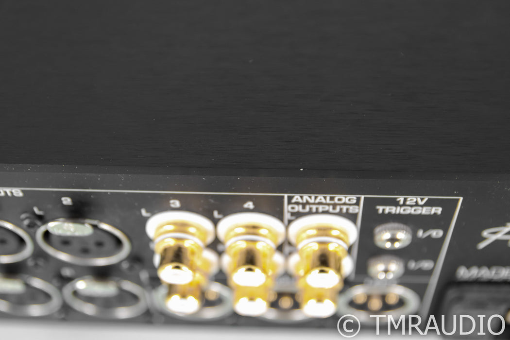 Benchmark HPA4 Headphone Amplifier; Silver; HPA-4
